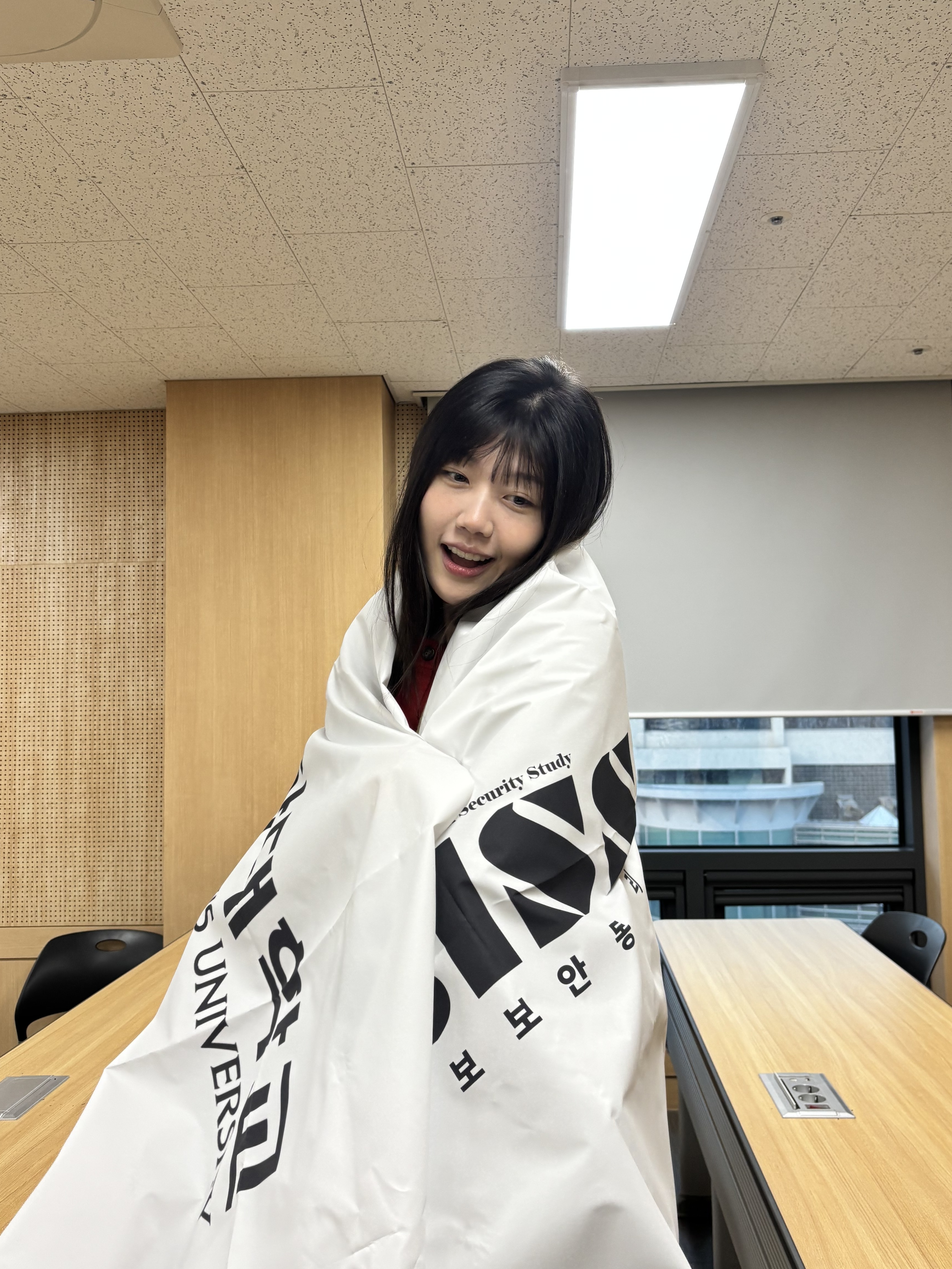 jisoo_kim.jpg